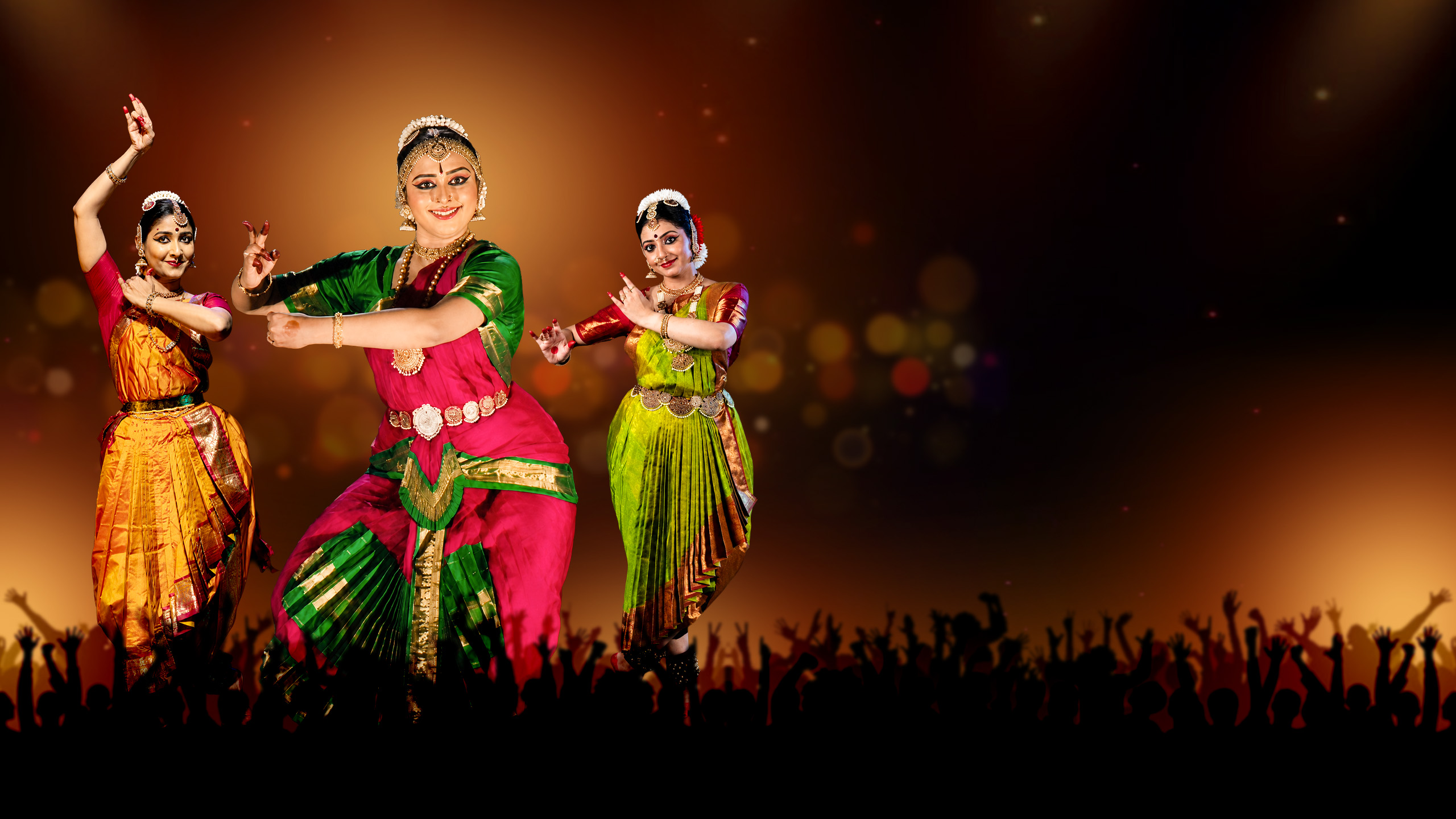 Classical dancers performing Nritya Seva