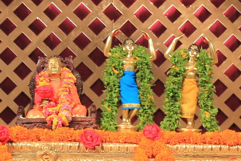 Sri Nitai Gouranga before Abhisheka