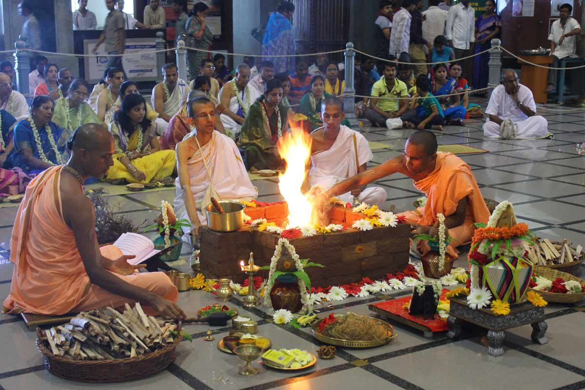 Harinama diksha yajna