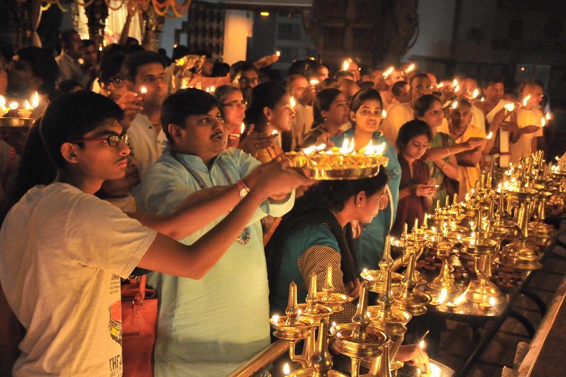 Public offering Aarti 
