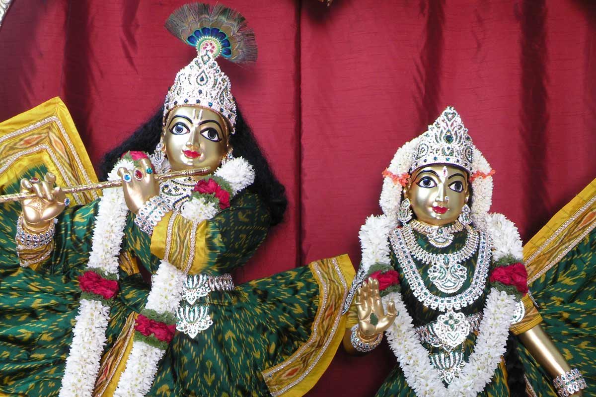 Sri Radha Krishnachandra - ISKCON Bangalore