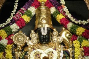 sri srinivasa with enchanting smile