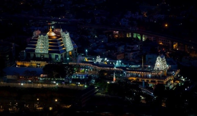 iskcon-bangalore-night