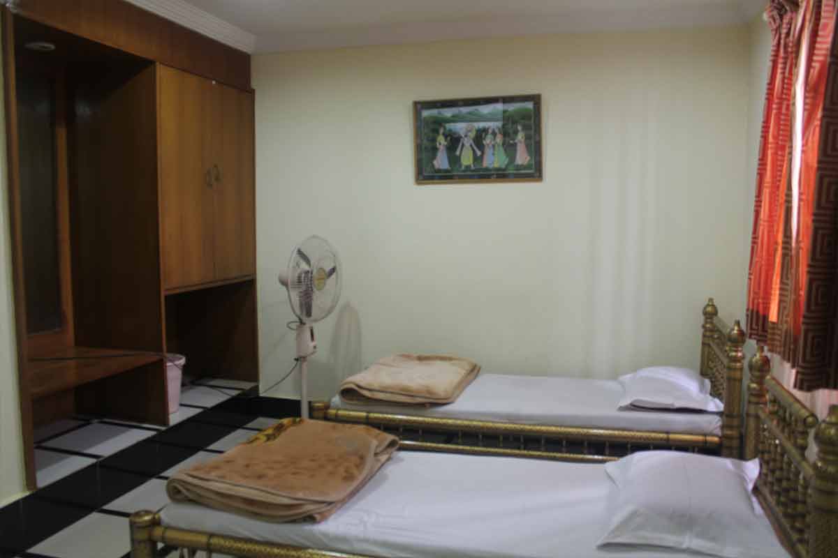 Guest room Mathura hall