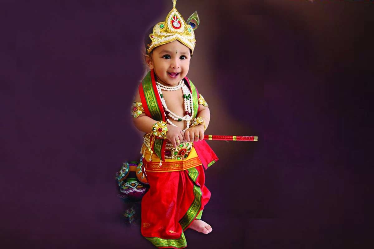 Krishna Dress for Kids: Adorable outfits to dress your boy as Little  Krishna | - Times of India